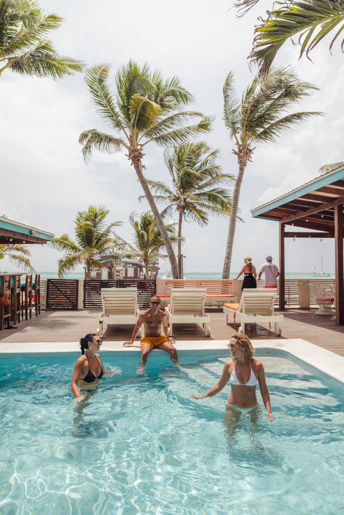 Ocean Tide Beach Resort San Pedro  Exteriér fotografie